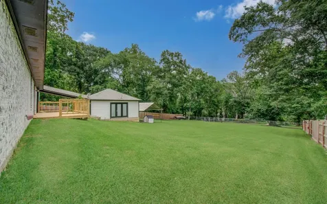 10881 Fm 1409 Dayton TX 77535