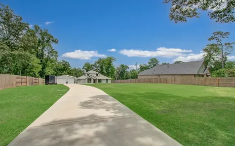 10881 Fm 1409 Dayton TX 77535