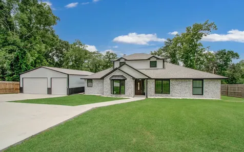 10881 Fm 1409 Dayton TX 77535