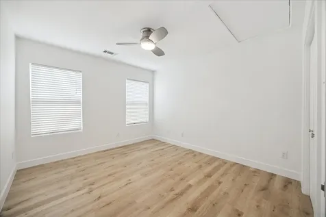 1419 Laird Street Houston TX 77008