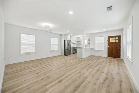 1419 Laird Street Houston TX 77008