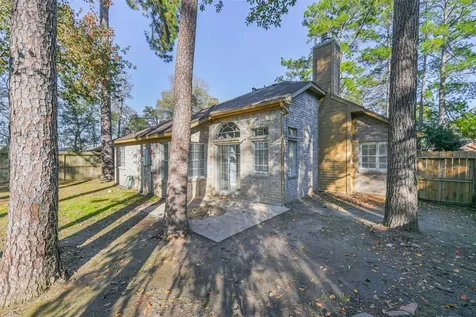 5507 Village Springs Drive Kingwood TX 77339