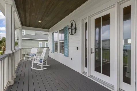 14432 Spyglass Circle Galveston TX 77554