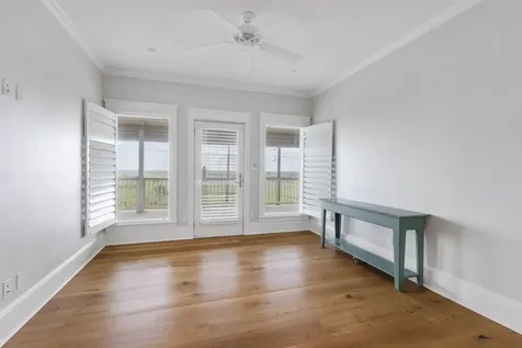 14432 Spyglass Circle Galveston TX 77554