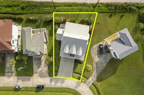 14432 Spyglass Circle Galveston TX 77554
