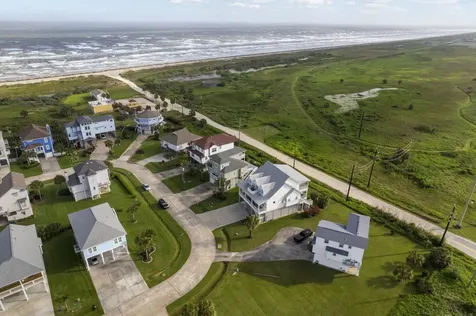 14432 Spyglass Circle Galveston TX 77554