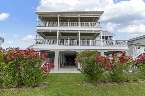 14432 Spyglass Circle Galveston TX 77554