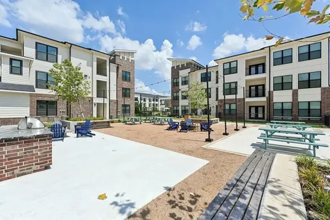 1800 Central Pine Street Montgomery TX 77316