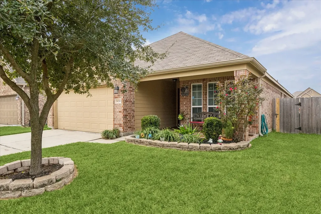 8211 Pastel Dawn Trace Houston TX 77049