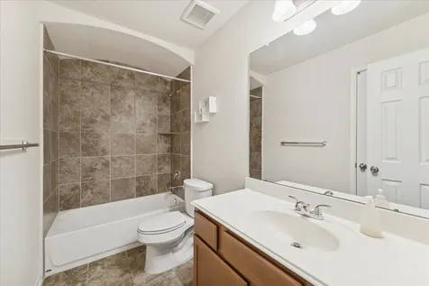 8211 Pastel Dawn Trace Houston TX 77049