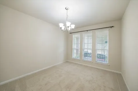 8211 Pastel Dawn Trace Houston TX 77049