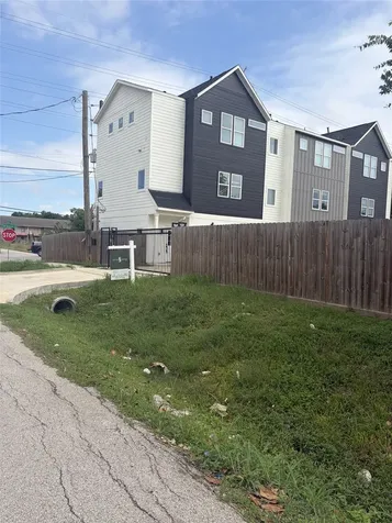 3605 Rebecca Street Houston TX 77021