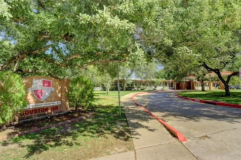 4505 Waycross Drive Houston TX 77035