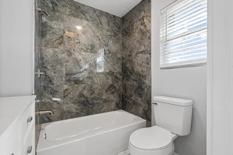 1740 6th Street Hempstead TX 77445