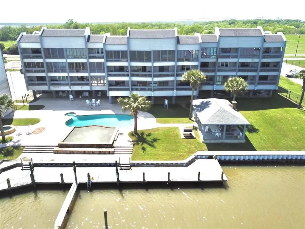 560 Pleasure Island Boulevard 222 Port Arthur TX 77640