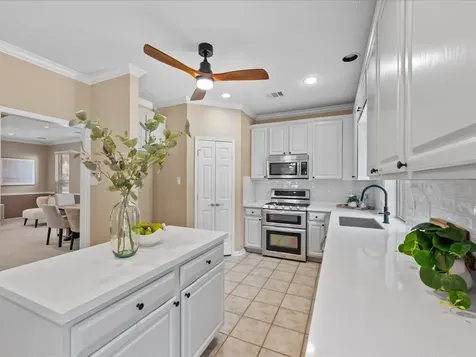 15242 Shapiro Springs Lane Houston TX 77095
