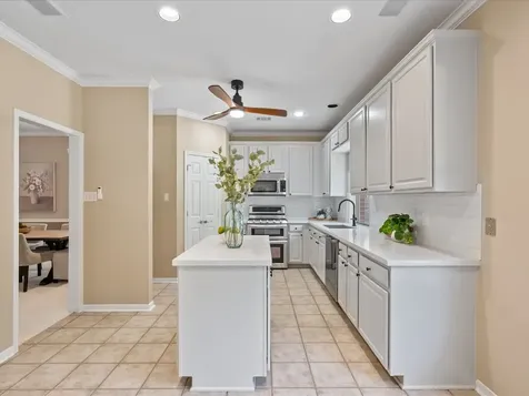 15242 Shapiro Springs Lane Houston TX 77095