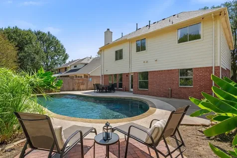 15242 Shapiro Springs Lane Houston TX 77095