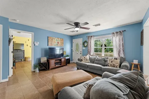 437 County Road 165 Drive Boling TX 77420