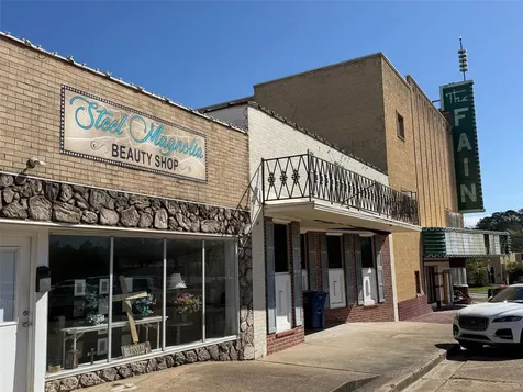 432 Young Street Livingston TX 77351