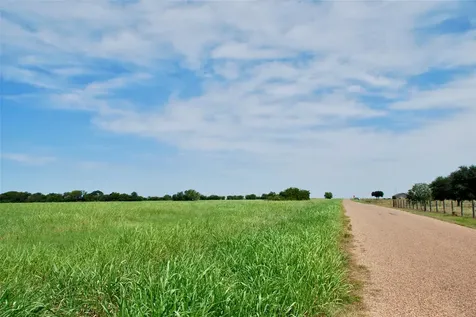 Tract 4 Company Field Road Schulenburg TX 78956