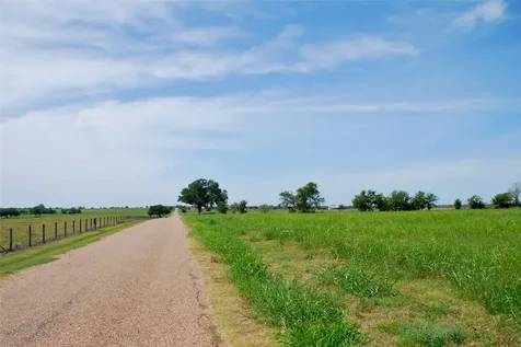 Tract 4 Company Field Road Schulenburg TX 78956