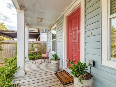 5110 Cochran Street Houston TX 77009