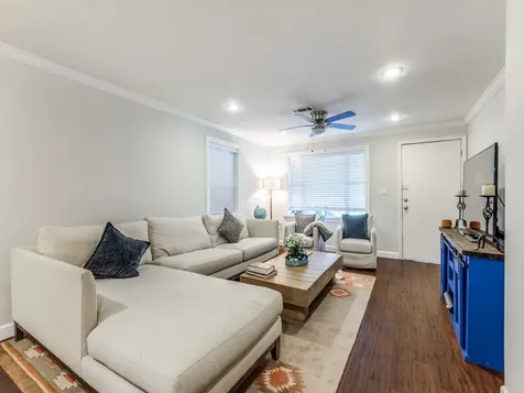 5110 Cochran Street Houston TX 77009