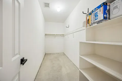 205 Dennis Street Houston TX 77006