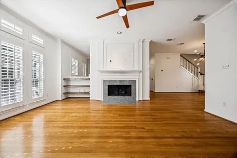 205 Dennis Street Houston TX 77006