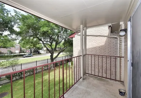 2120 El Paseo Street 108 Houston TX 77054