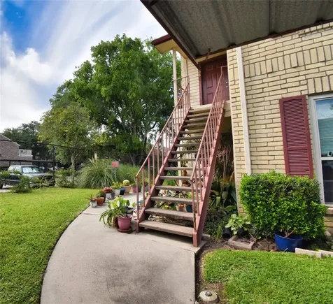 2120 El Paseo Street 108 Houston TX 77054