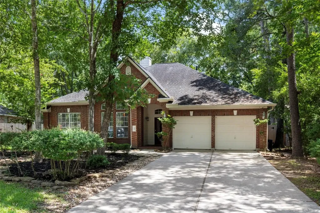 11 Belcarra Place The Woodlands TX 77382