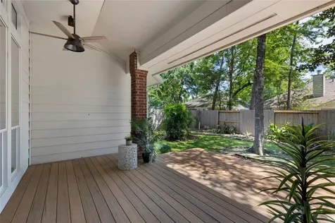 11 Belcarra Place The Woodlands TX 77382