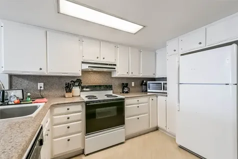 7310 Seawall Boulevard 907 Galveston TX 77551