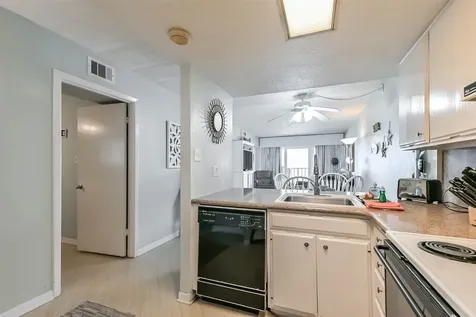7310 Seawall Boulevard 907 Galveston TX 77551