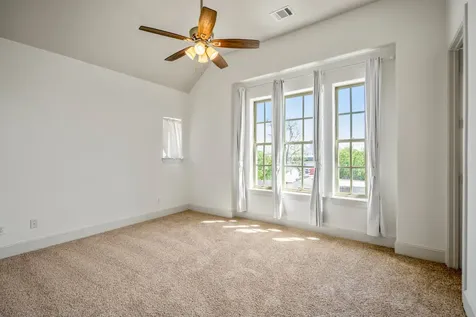 1217 E 28th Street Houston TX 77009