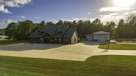 7899 Us Highway 190 W Livingston TX 77351