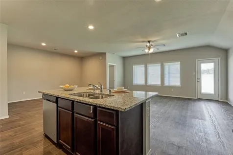 13959 Leigh Lake Lane Conroe TX 77384