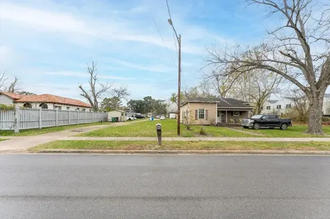 6415 Knox Street Houston TX 77091