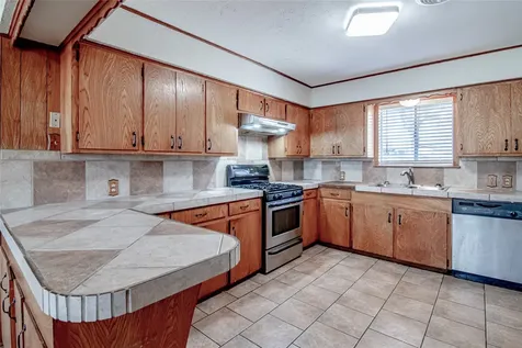 365 Fm 247 Road Huntsville TX 77320