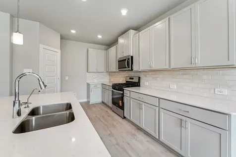 2818 Clapbread Lane Rosenberg TX 77471