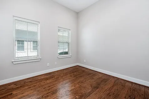 925 W 23rd Street D Houston TX 77008