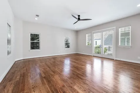 925 W 23rd Street D Houston TX 77008