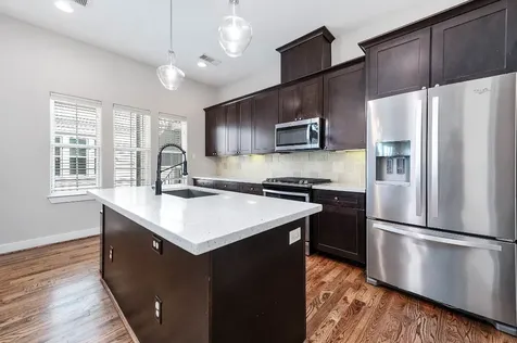 925 W 23rd Street D Houston TX 77008