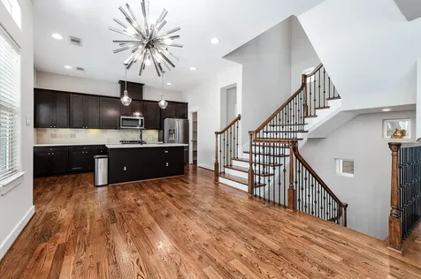 925 W 23rd Street D Houston TX 77008