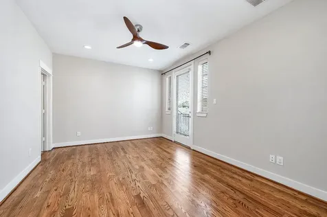 925 W 23rd Street D Houston TX 77008