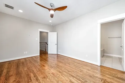 925 W 23rd Street D Houston TX 77008