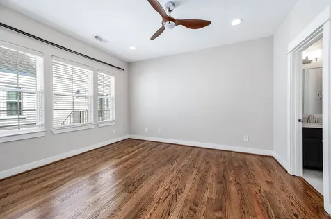 925 W 23rd Street D Houston TX 77008