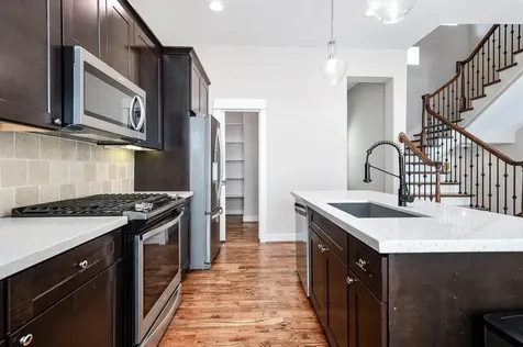 925 W 23rd Street D Houston TX 77008